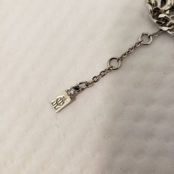 Jennifer Lopez Silvertone Statement Fashion Jewelry Necklace, Tassle - Picture 8 of 8